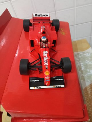 Ferrari F310/B Schumacher 1:18