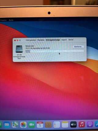 MacBook Air 13" 256GB SSD Intel i5 + 2 caricatori