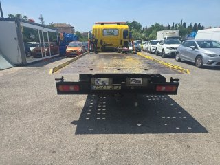 Isuzu NPR 2015
