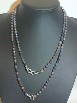 dos Collares Zafiros Multicolor Facetados