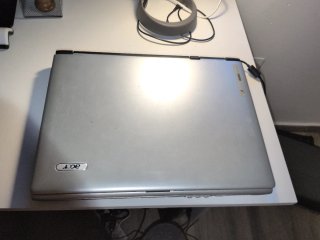 Ordenador portátil Acer Aspire 1414WLMi