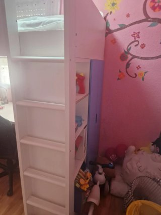 Litera blanca con escritorio y armario
