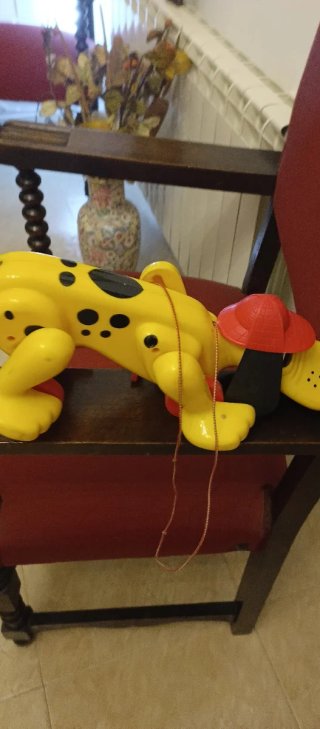 Pluto andarín (Playskool)