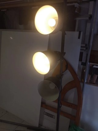 Lámpara de pie IKEA HEKTAR Negra