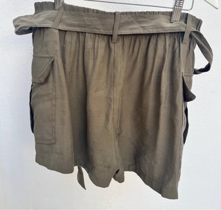 Shorts de mujer verde oliva
