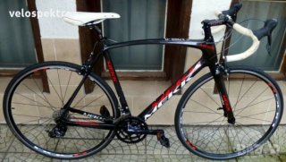 Bicicleta de carretera MEKK