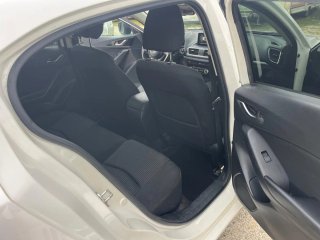 Mazda 3 2015