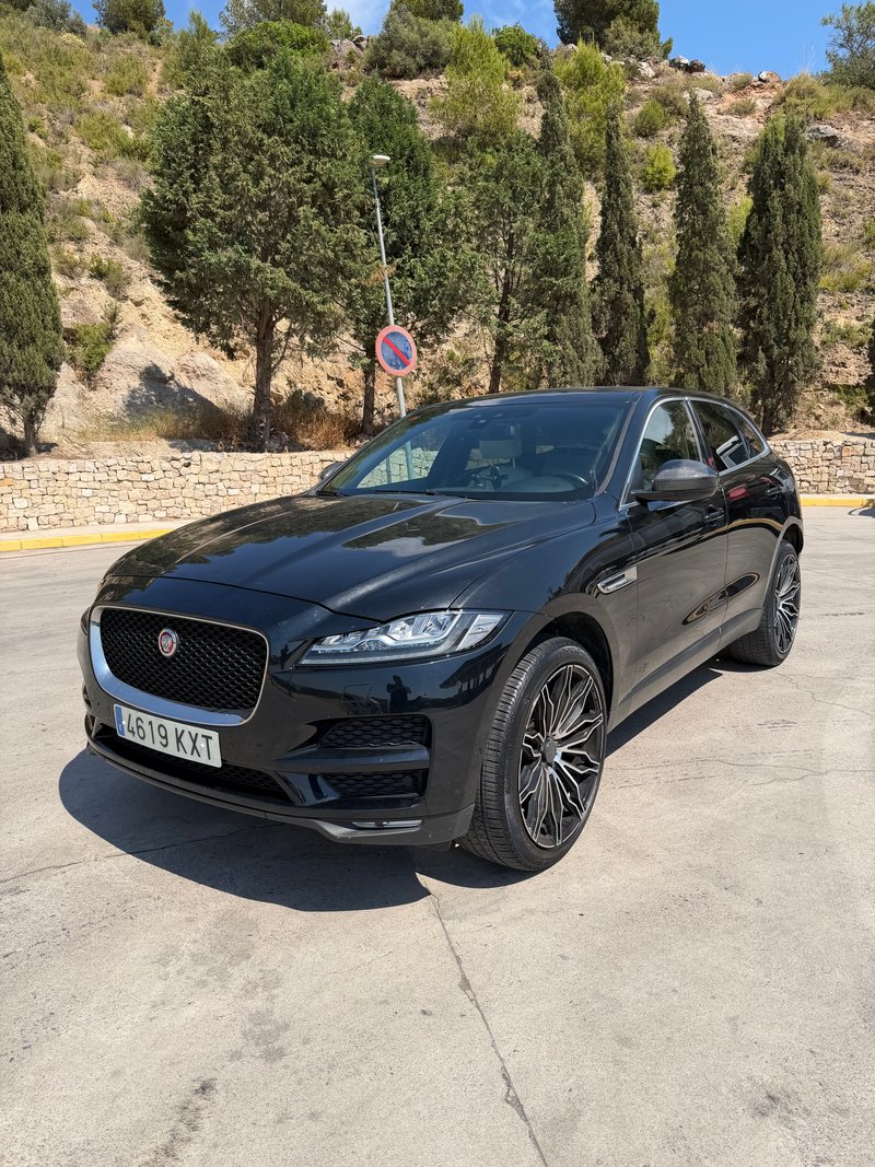 Jaguar F-Pace Prestidge AWD - foto 1