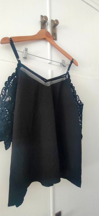 Blusa Shein Negra con Encaje