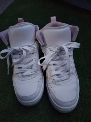 Zapatillas Puma Blancas y Rosas Talla 37