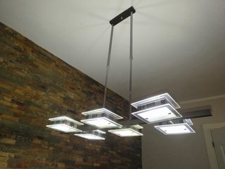 Lampada da soffitto moderna in metallo e pietra