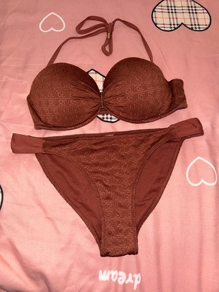 Bikini marrón con textura
