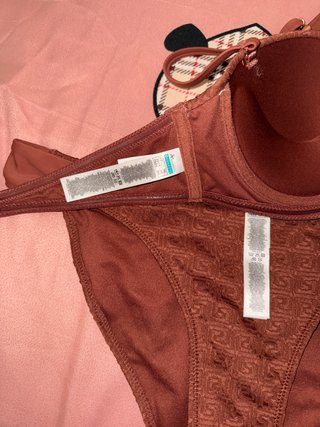 Bikini marrón con textura