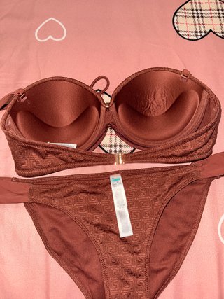 Bikini marrón con textura