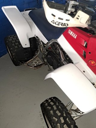 Quad Yamaha Banshee 350, modelo J