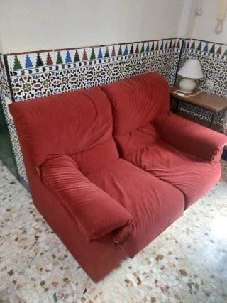 Sofá 2 plazas rojo