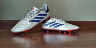 Botas de fútbol Adidas blancas talla 37