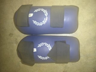 Protección Kick Boxing niño, Roja y azul