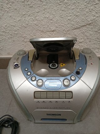 Radio CD Thomson con Cassette y Radio