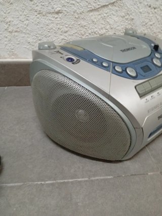 Radio CD Thomson con Cassette y Radio
