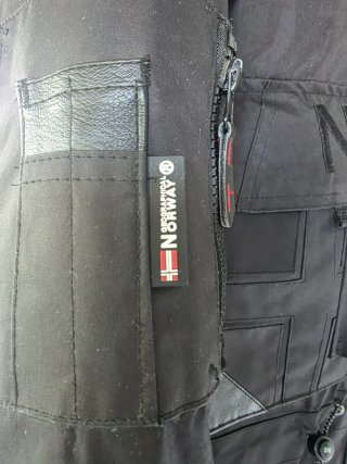 Chaqueta Geographical Norway Negra.perfecta