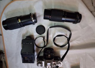 Kit Fotocamere Canon e Sigma + Accessori