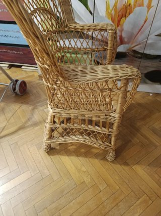 Sillón de mimbre estilo peacock