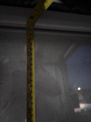Ventana aluminio blanco con persiana