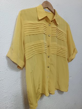 Blusa Vintage Burberrys Amarilla 90s