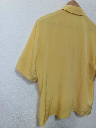 Blusa Vintage Burberrys Amarilla 90s