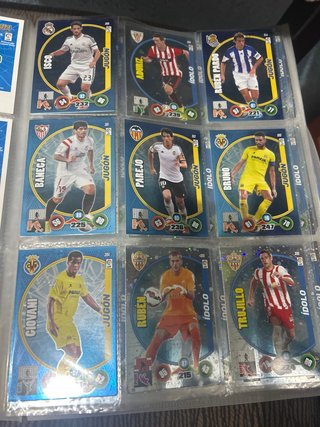Álbumes Panini Adrenalyn XL y Megacracks