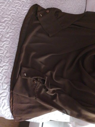 Blusa de vestir marrón