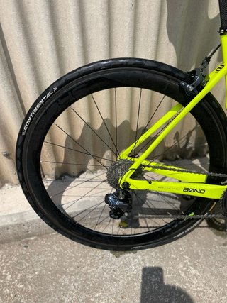 Bicicleta de carretera Cipollini Bond Carbon
