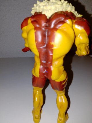 Figura Marvel Select Sabertooth