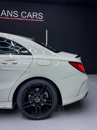 Mercedes-Benz Clase CLA AMG NIGHT