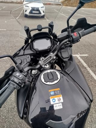 Kawasaki Versys 650 Negra