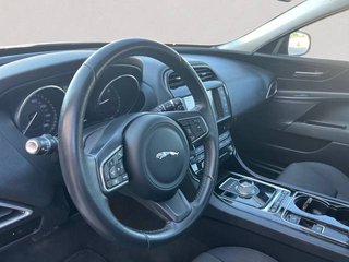 Jaguar XE 2.0 Diesel Pure RWD Auto 132 kW (180 CV)