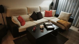 Sofá Cheslong extensible moderno y muy cómodo