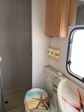 autocaravana perfilada busrtner privilege t603