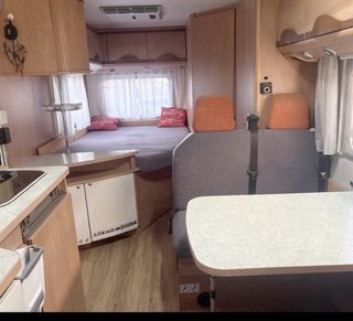 autocaravana perfilada busrtner privilege t603