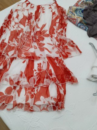Vestido tirantes K. Dary flores rojo/blanco