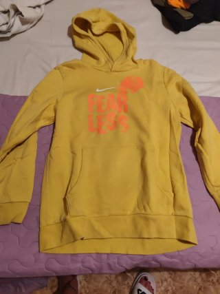 Sudadera Nike FEARLESS Amarilla
