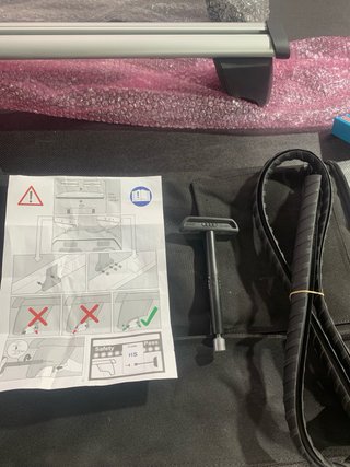Barras de techo originales Audi Q5 sin usar.