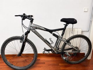 Bicicleta Rockrider de montaña