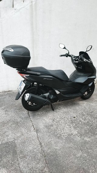 Honda PCX Negra
