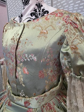 Traje Fallera Vintage Brocado Verde