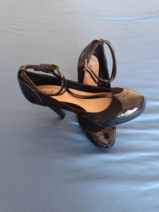Conjunto bolso charol negro zapatos Justfab 39