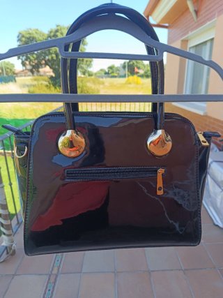 Conjunto bolso charol negro zapatos Justfab 39