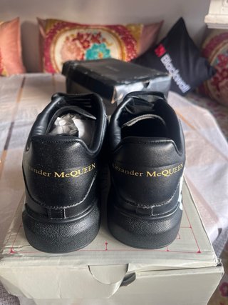 Alexander McQueen Graffiti Negras Nuevas