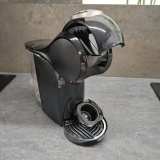 Cafetera Dolce Gusto Genio S Plus Negra